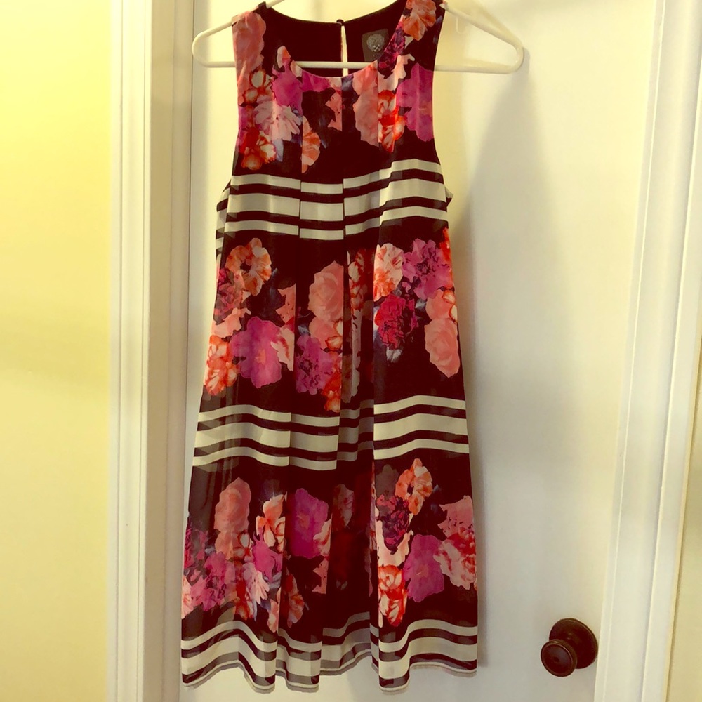 Vince camuto floral and stripe dress!